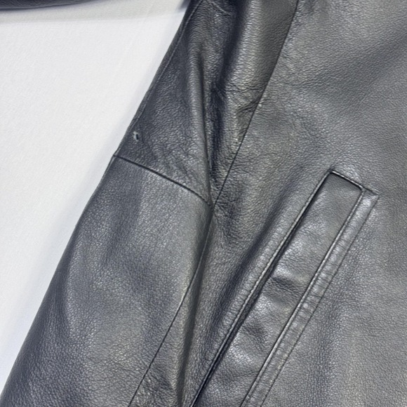 St. John's Bay Jacket Mens 2XL Black Leather Bomber Full Zip Lined Insulated - Picture 9 of 15